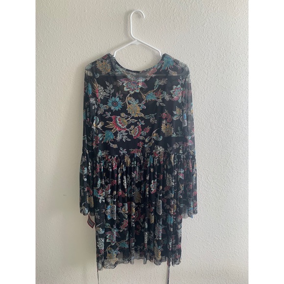 Floral print bell sleeve dress - Picture 3 of 6